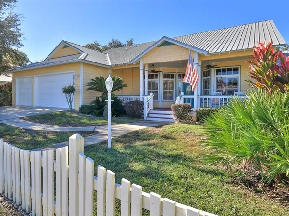 2815 Bay Side Dr, New Smyrna Beach, FL 32168