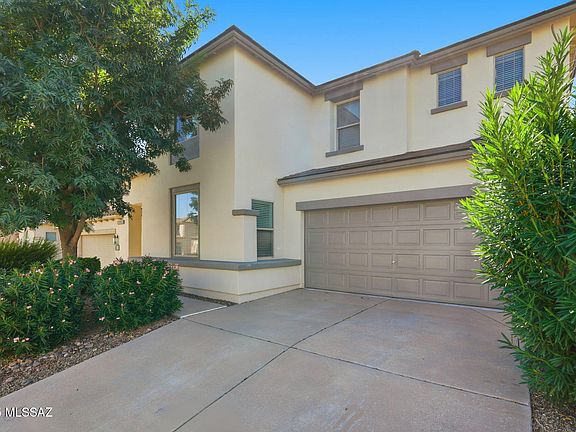 2nd image of 115 W Camino Rancho Vecino