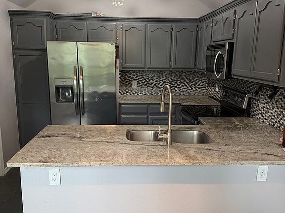 2nd image of 6227 E 100th Pl