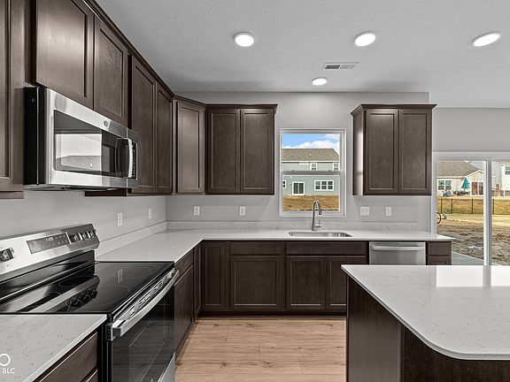 4th image of 4186 Dutton Dr