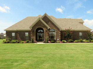711 N River Bend Cv, Marion, AR 72364