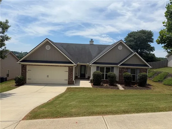 2125 Savannah Dr, Jefferson, GA 30549