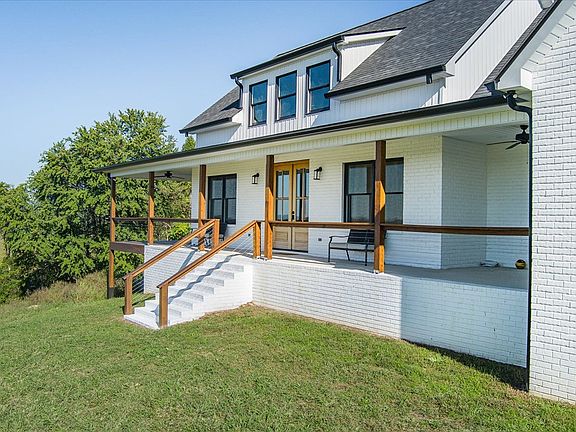 5th image of 152 Lou Ln