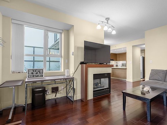 5th image of 5958 Iona Dr #112