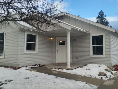 9902 E 17th Ln, Spokane, WA, 99206