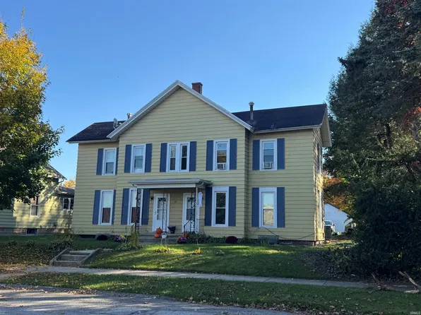 110 E Chestnut St, New Carlisle, IN 46552