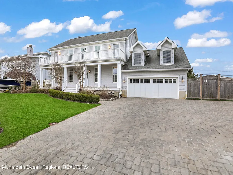 74 Seaview Ave — Photo 45