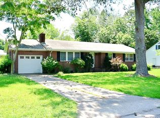 1700 Edgewood Dr, Elizabeth City, NC 27909