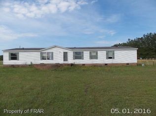 307 Lighthouse Rd, Maxton, NC 28364