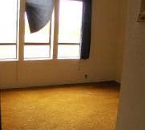 3rd image of 600 E Elizabeth Ave