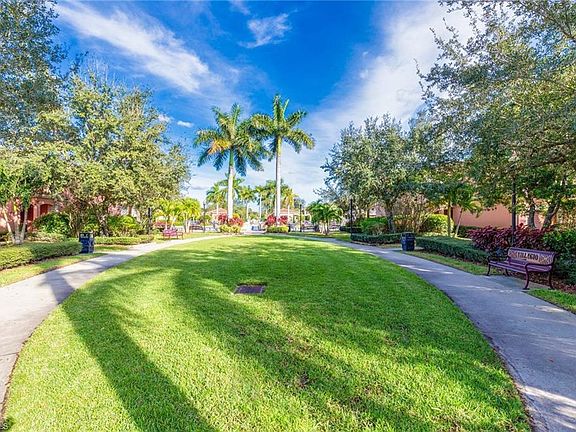 3rd image of 20261 Estero Gardens Cir Unit 208