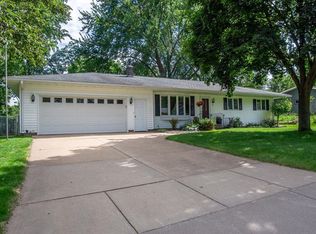 1811 Grandview Drive, Eau Claire, WI 54703