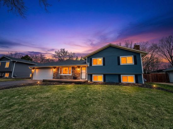 11742 99th Pl N, Maple Grove, MN 55369