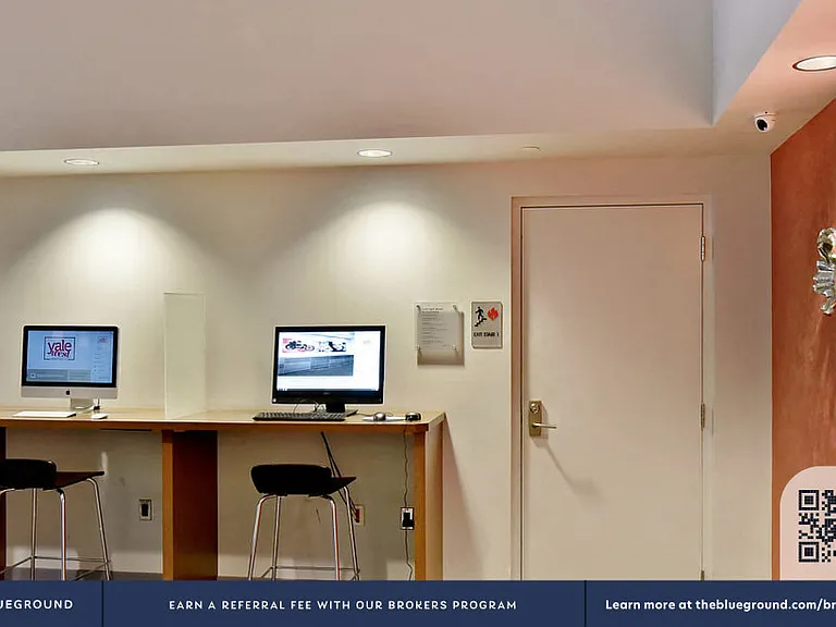 Building's Business center