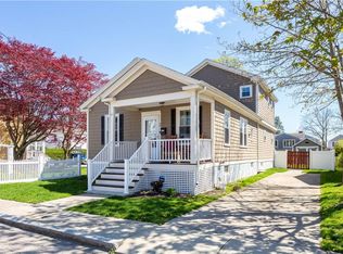 29 Merton Rd, Newport, RI 02840