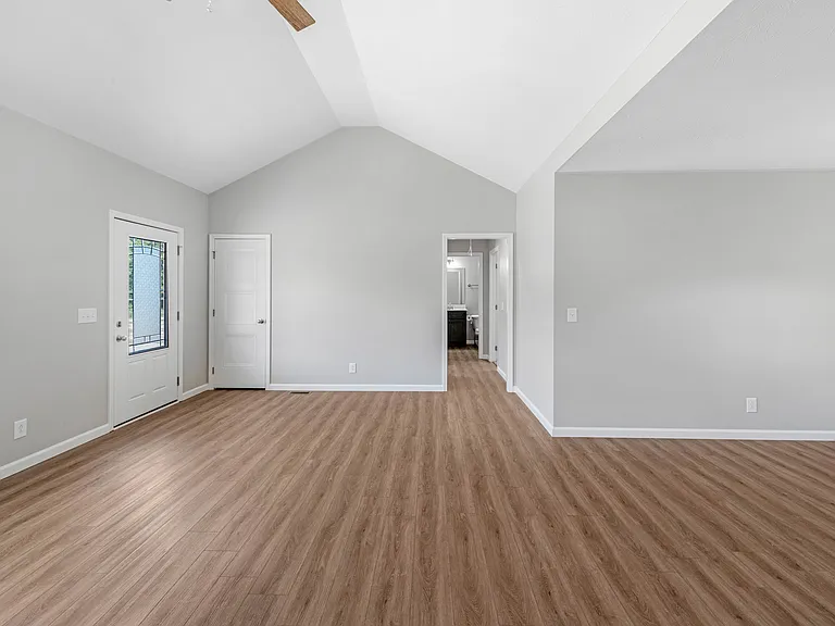 1776 Old Gallatin Rd — Photo 10