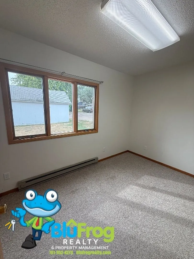 DB - 605 Duplex — Photo 4