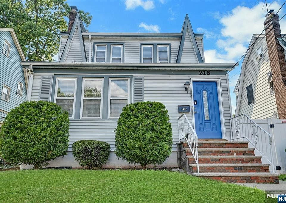 1st image of 218 Elder Ave