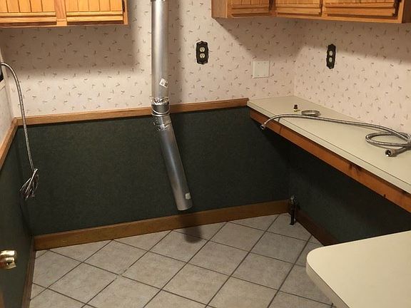 4th image of 4849 Birchdale Dr APT 4