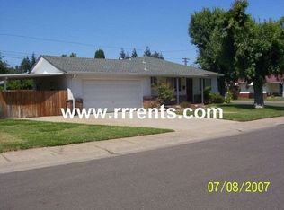 9500 Sara St, Elk Grove, CA 95624