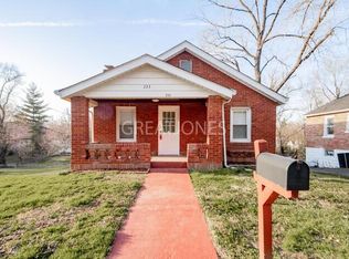 233 Ruggles Rd, Saint Louis, MO 63135