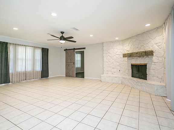 4th image of 4617 Westridge Ave