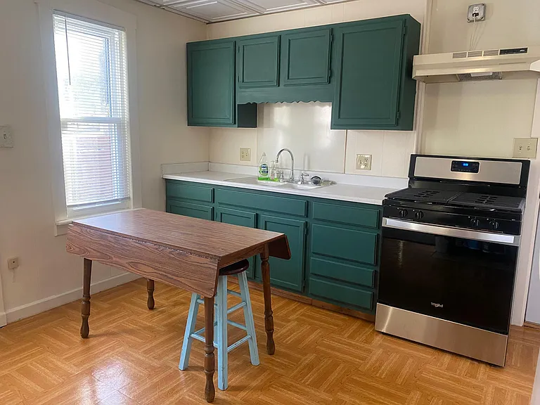 510 Virginia St — Photo 5