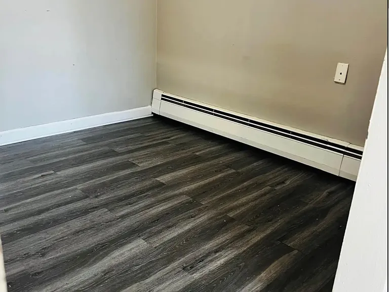 37 Eagan Dr #3 — Photo 5