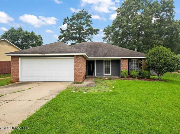 415 Riverbend Dr, Byram, MS 39272
