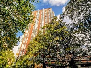 5 Concorde Pl #210, Toronto, ON M3C3M8