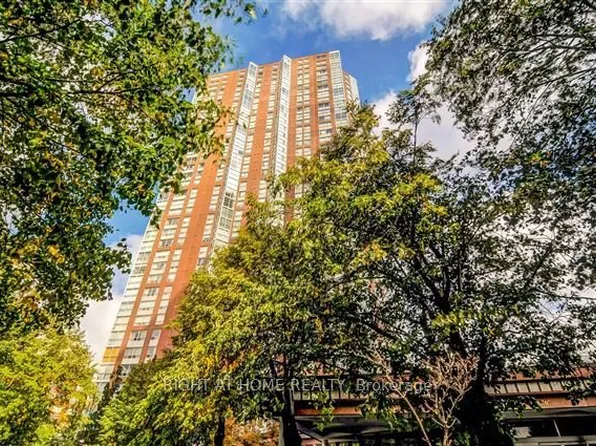 5 Concorde Pl, Toronto, ON