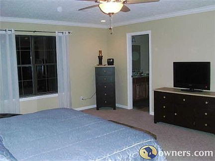 Master Bedroom (Large)