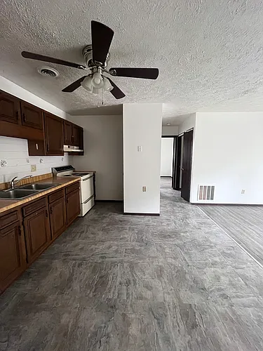 88 Palomino Dr #8 Photo 1