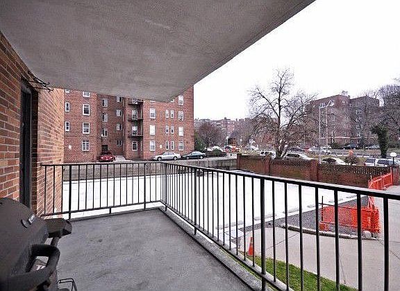 5th image of 2601 Henry Hudson Pkwy W APT 2B
