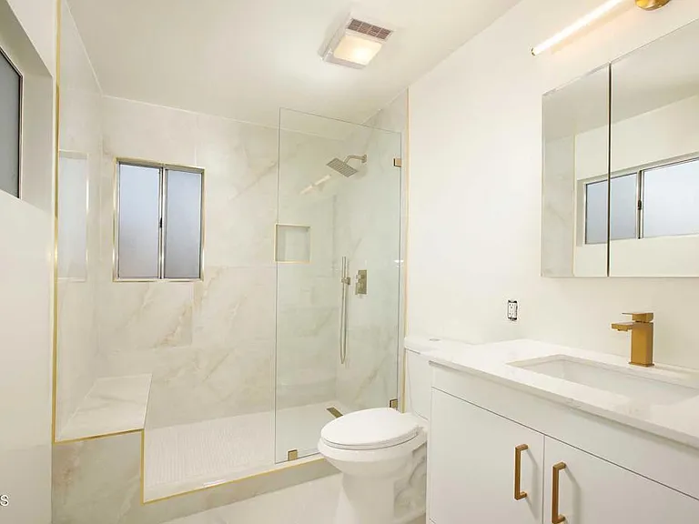 7046 Murietta Ave #7046 — Photo 9