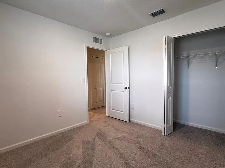 4967 SW 83rd Pl — Photo 9