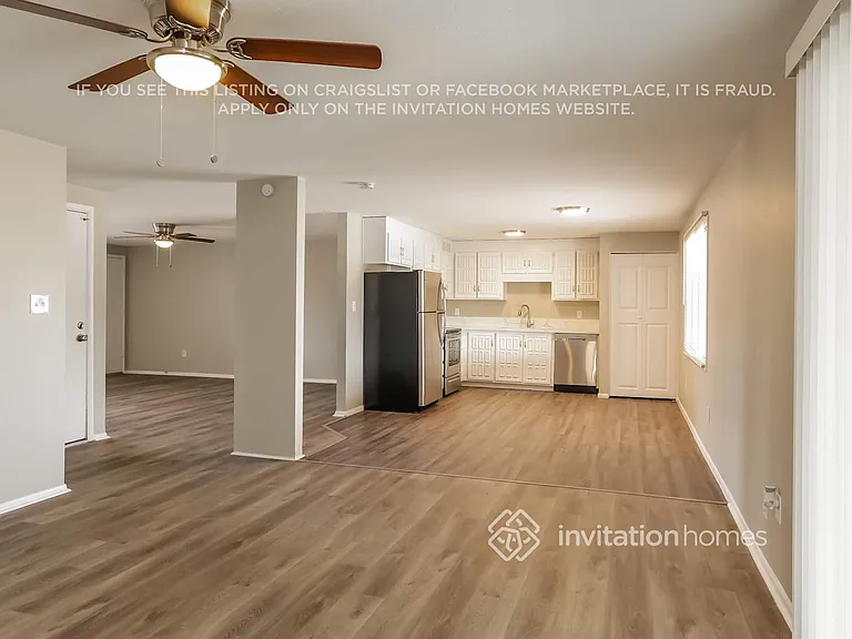 14235 N 39th Way — Photo 6
