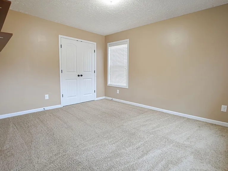 771 Sturdivant Dr — Photo 15