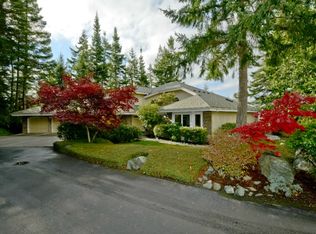 11633 Pointe Pl, Anacortes, WA 98221