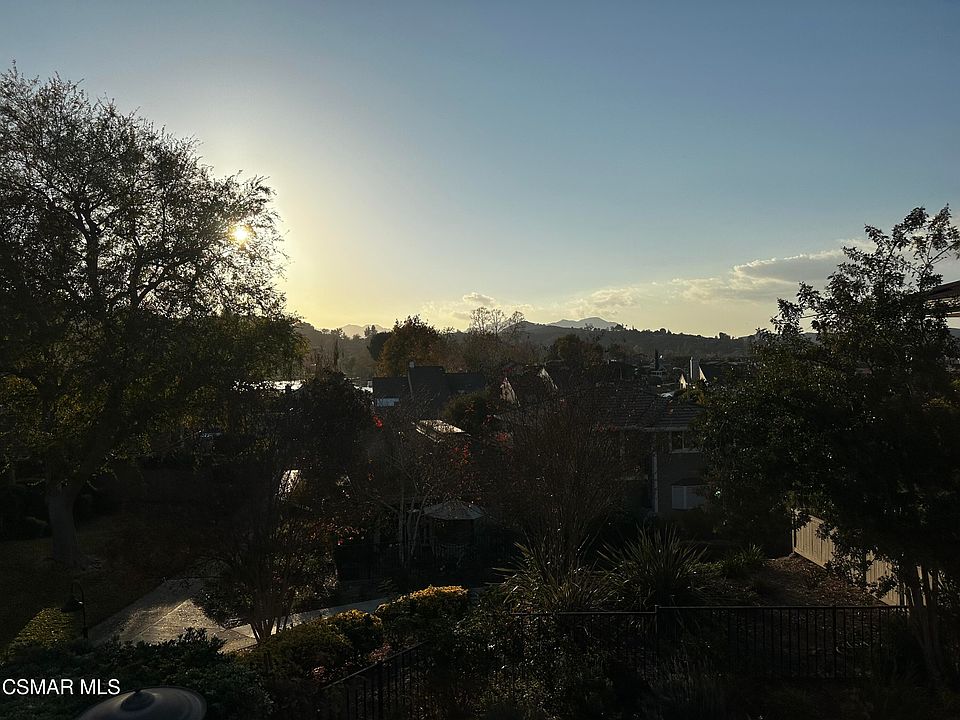 2nd image of 32104 Beachview Ln