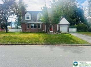 4208 Windsor Dr, Allentown, PA