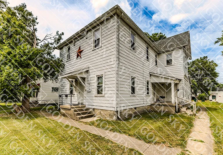 230 Kinsey St #3 — Photo 1