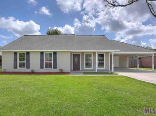11330 E Paula St, Saint Amant, LA 70774