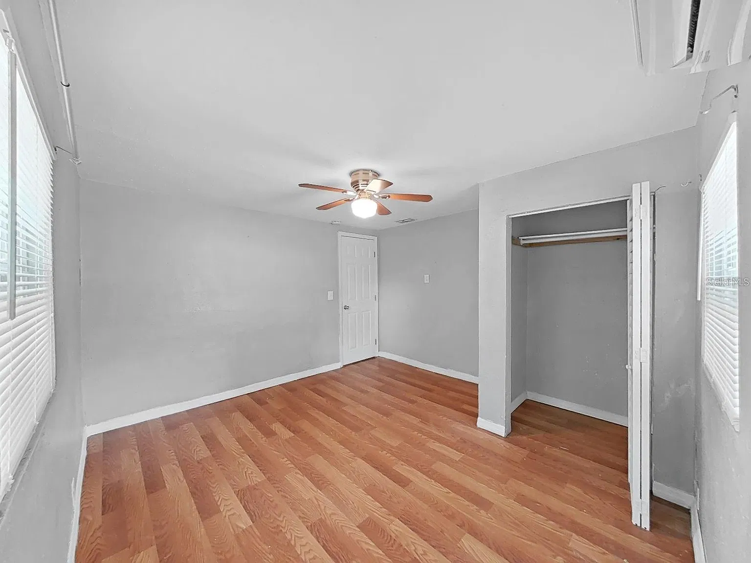 3 bed, 856 sqft, $1,800 — Photo 3