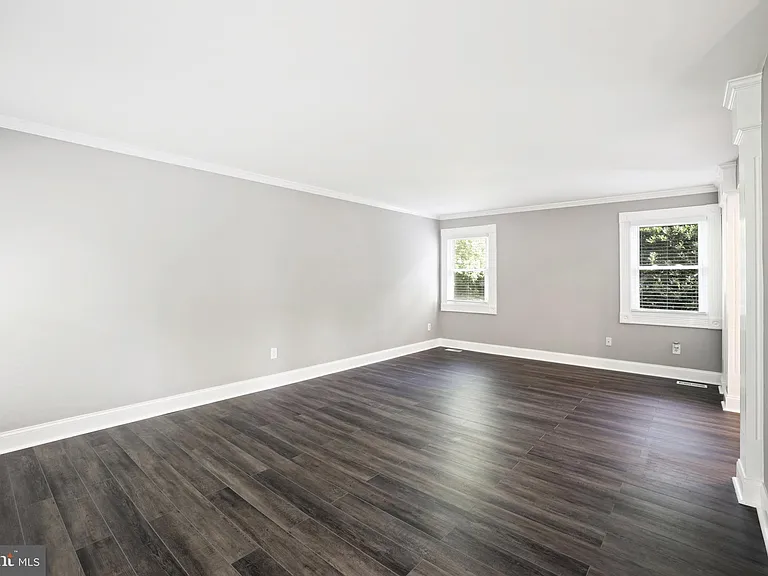 1518 Gingerwood Ct — Photo 7