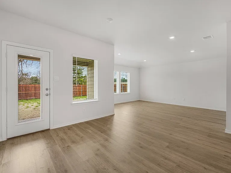 1531 Brooke Dr — Photo 14