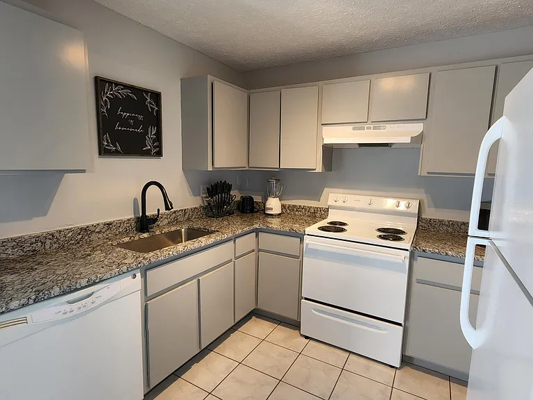 4428 Mercado Dr — Photo 22
