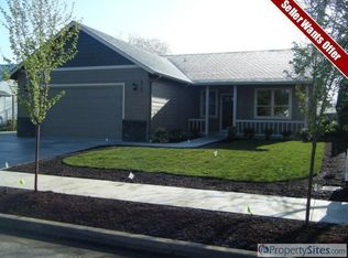 617 68th Pl, Springfield, OR 97478