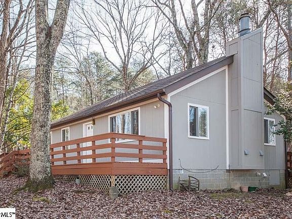3rd image of 15 Wildflower Ln