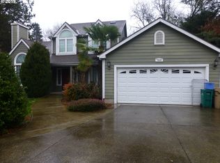 7040 SE Clackamas Rd, Milwaukie, OR 97267